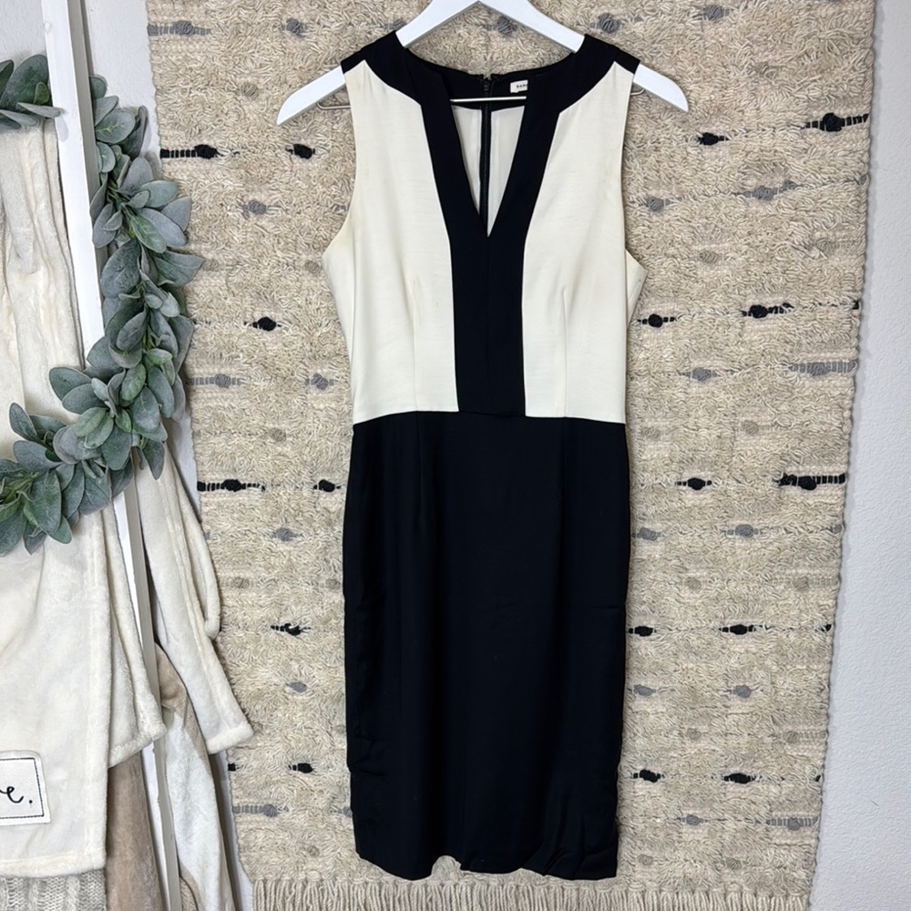 Banana Republic Stretch Black and White Sheath Midi Dress Sleeveless size 0